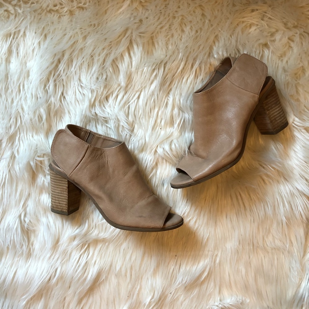 Mossimo • Block Heel Open-Toe Sandal